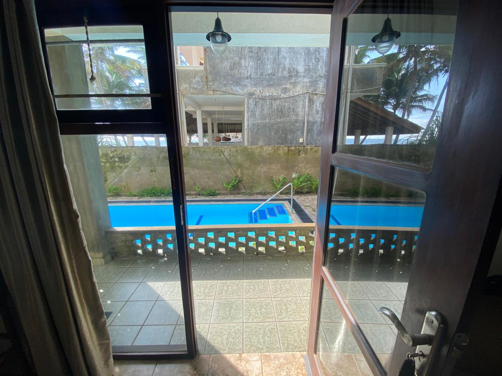 Mirage Beach House At Morava Court Hikkaduwa Dış mekan fotoğraf